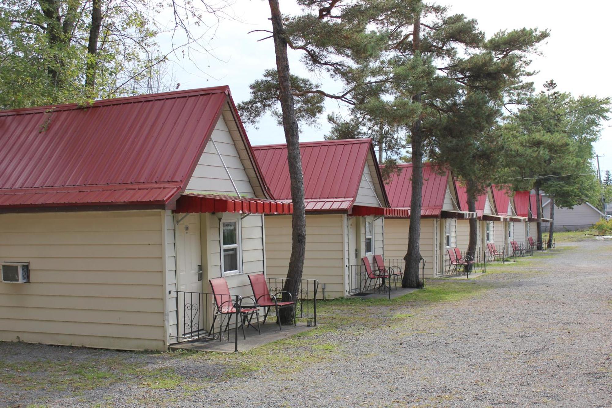 Imperial Inn 1000 Islands Gananoque Luaran gambar