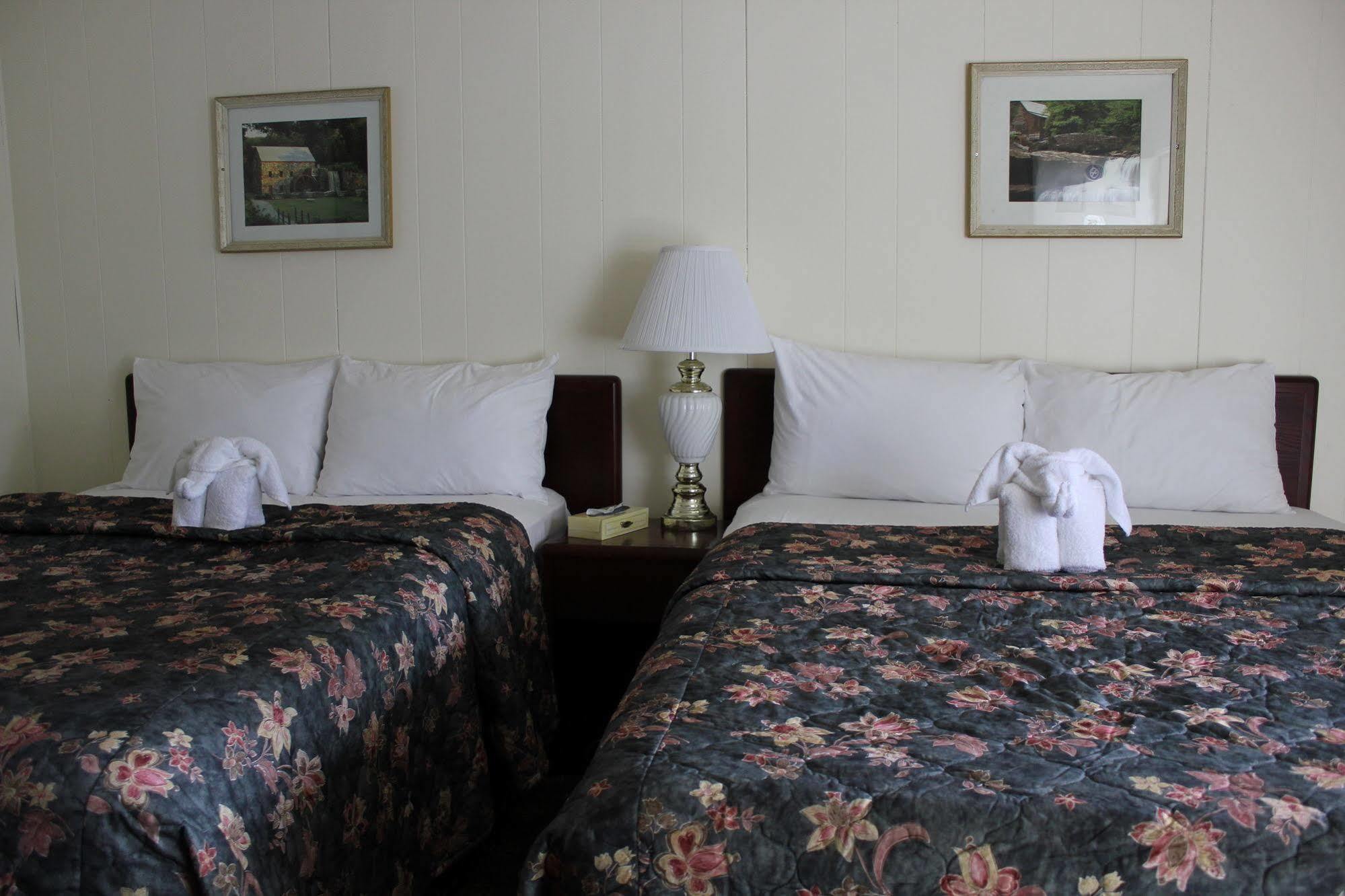 Imperial Inn 1000 Islands Gananoque Luaran gambar